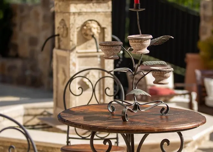 Holiday home La Roulotte, Confort - Chevaux & Cuisine Equipee *